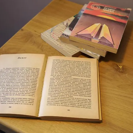 Mall Of - Urbanlux Retreat, Free Parking Apartment