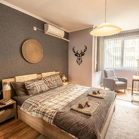 Mall Of - Urbanlux Retreat, Free Parking Apartmán *