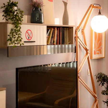 Appartement Mall Of - Urbanlux Retreat, Free Parking